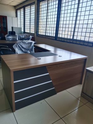 Modern Executive Office Desk