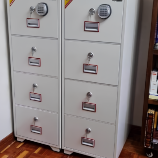 Fireproof Diplomatic safe